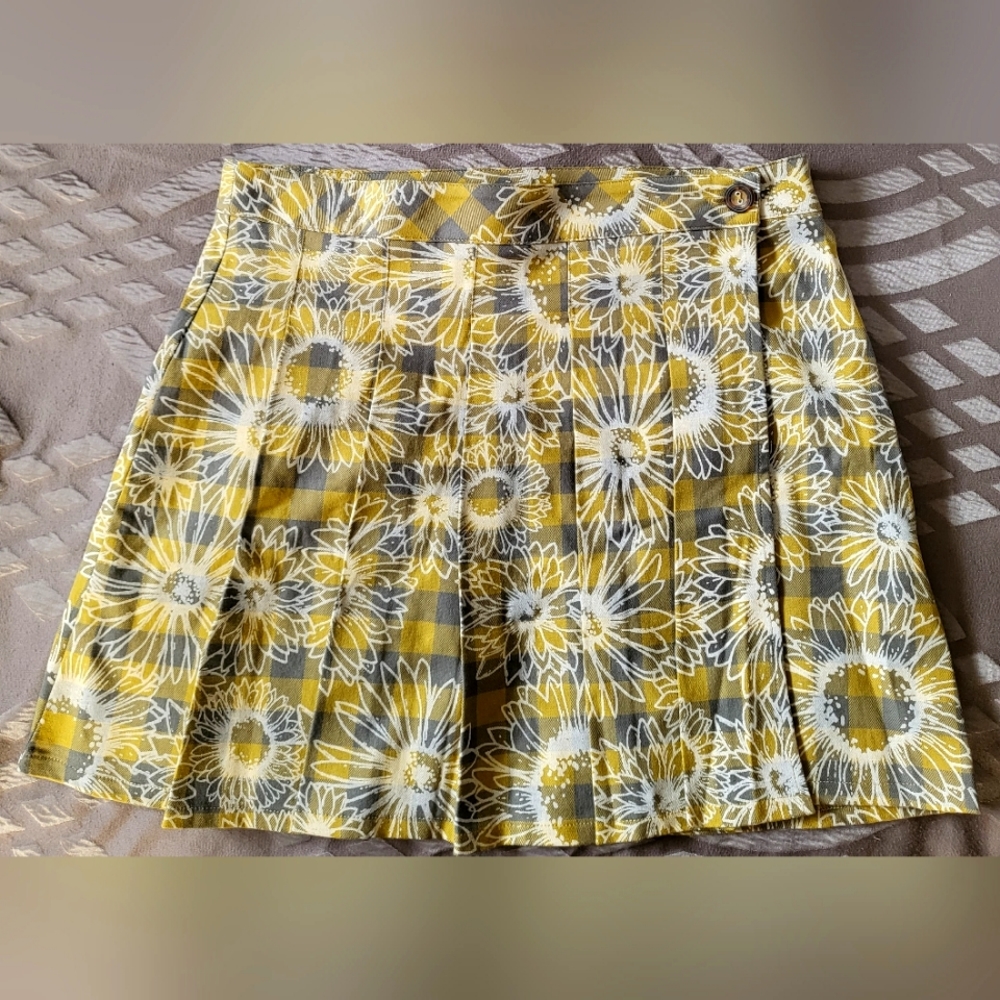 Urban Outfitters Skort Large